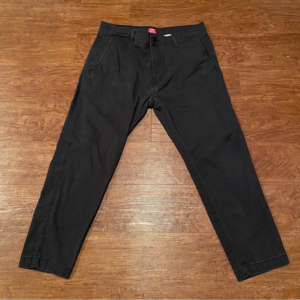 Black Levi’s XX Chinos (34x29)